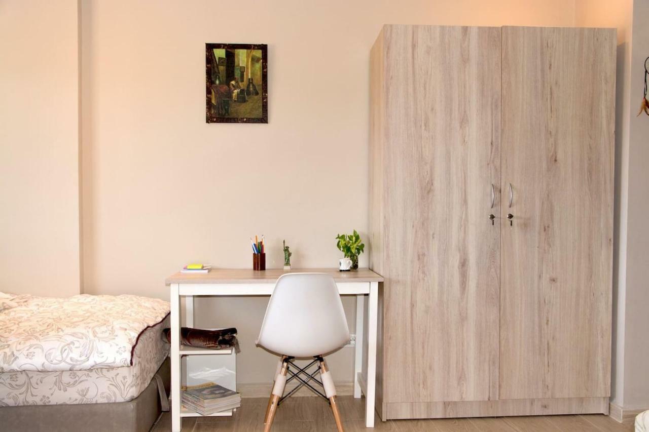 Beau Studio, Cozy, Quartier Vivant, Proche De Tous Apartment Oujda Exterior foto