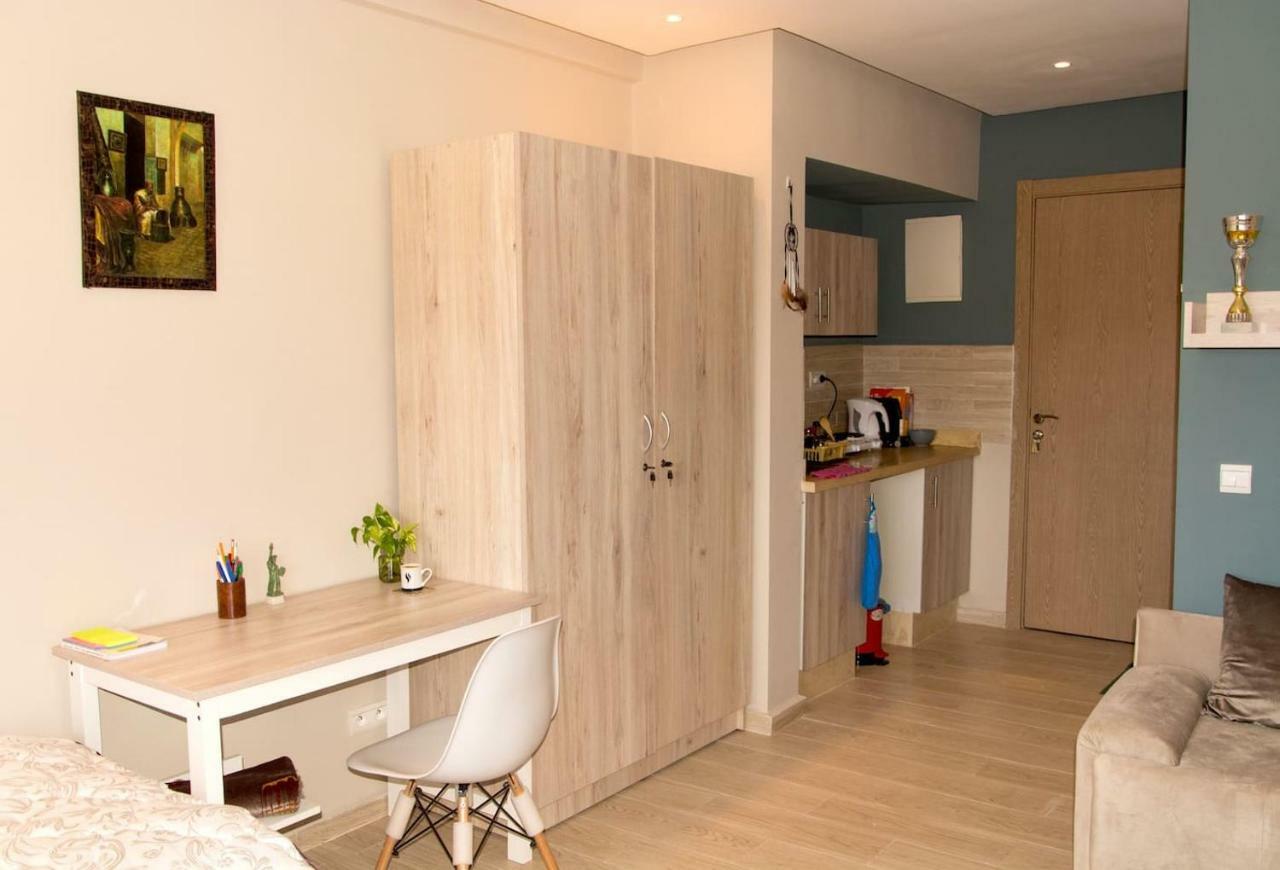 Beau Studio, Cozy, Quartier Vivant, Proche De Tous Apartment Oujda Exterior foto