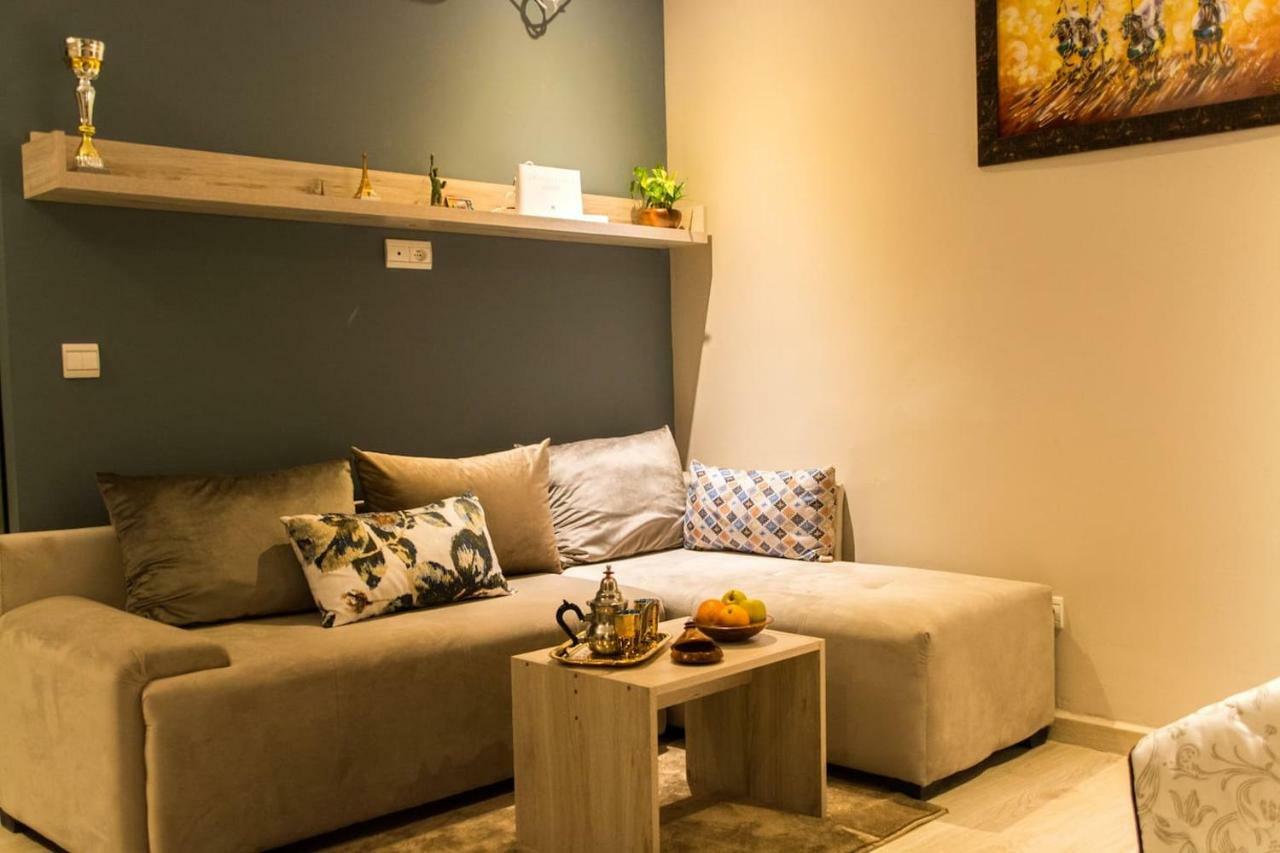 Beau Studio, Cozy, Quartier Vivant, Proche De Tous Apartment Oujda Exterior foto